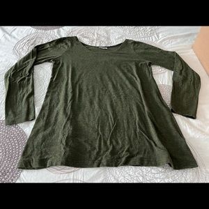 Buttercream Clothing scoop neck tee